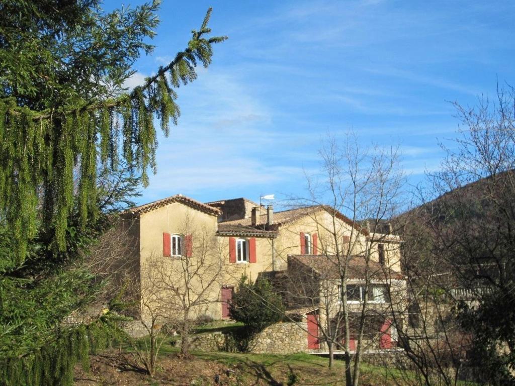 Chambre D'Hote Lavande - Le Soleil Des Cevennes Сен-Жан-дю-Гар Экстерьер фото